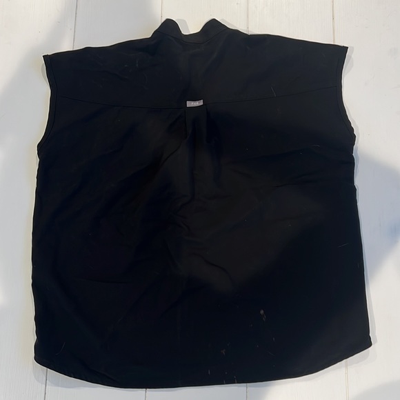 Figs sleeveless scrub top - Picture 5 of 6